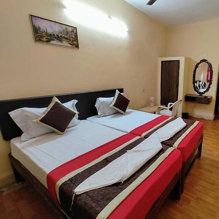Sea View Resorts Bogmalo Bagian luar foto