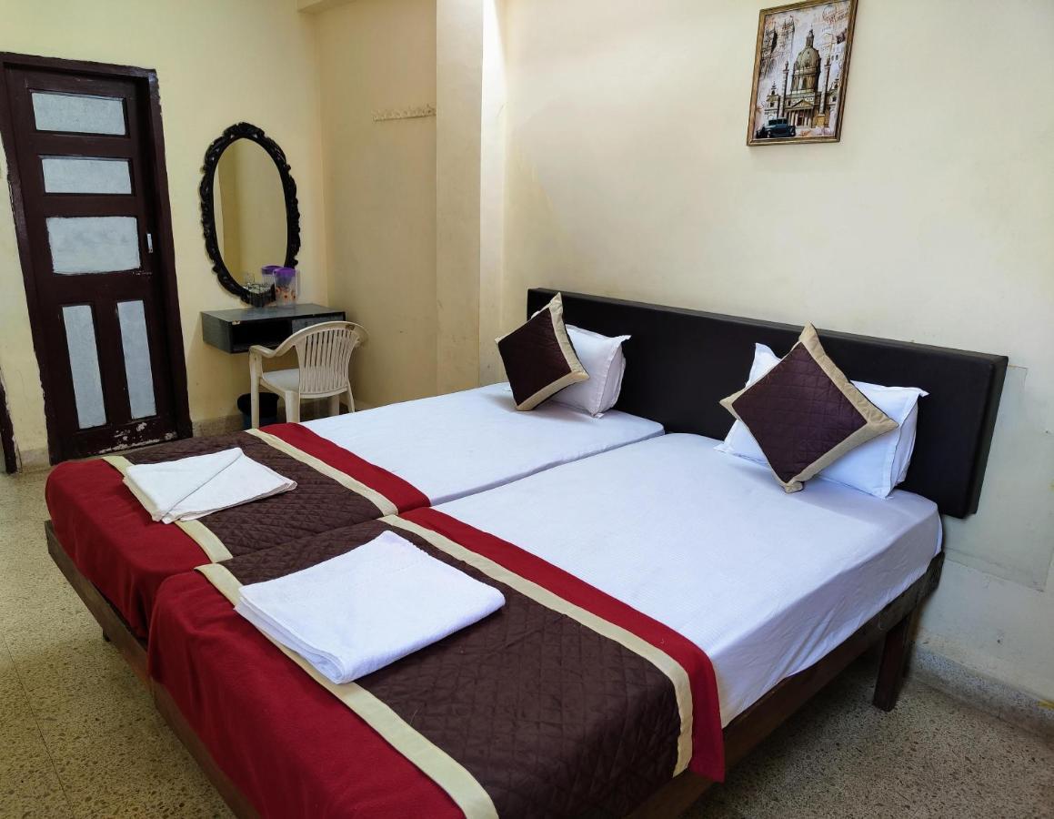 Sea View Resorts Bogmalo Bagian luar foto