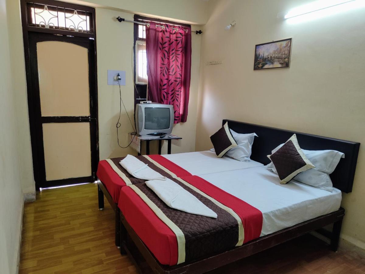Sea View Resorts Bogmalo Bagian luar foto